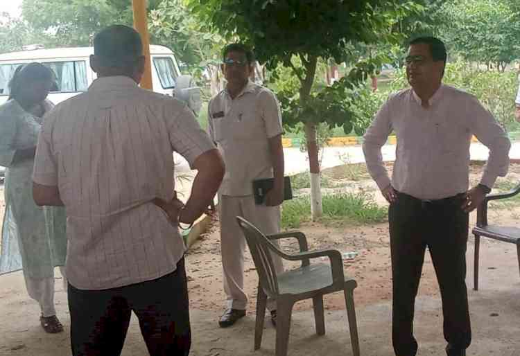 जिला विकास एवं पंचायत अधिकारी ने रात्रि ठहराव कार्यक्रम की तैयारियों का जायजा लिया