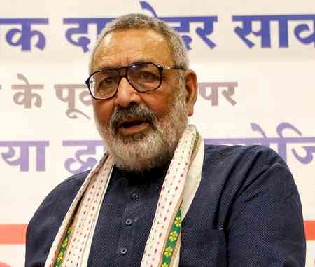 Jharkhand needs ‘third war of independence’ to liberate ‘Bangladeshi Jamai Tola’: Giriraj Singh