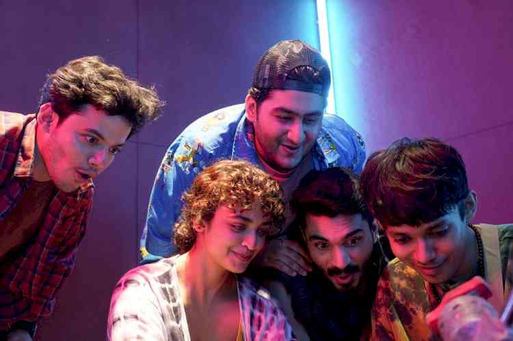 “It really did feel like a little family by the end of it,” Anjali Sivaraman on her delightful experience with the cast of Gamerlog, streaming on Amazon MX Player
