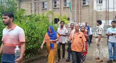 Puri stampede: Odisha govt assures thorough probe, people criticise insufficient security