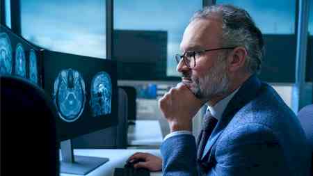 This new AI tool can detect 9 types of dementia from single brain scan