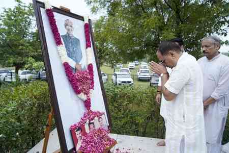 Delhi BJP pays tribute to former CM Sahib Singh Verma on his 18th death anniversary