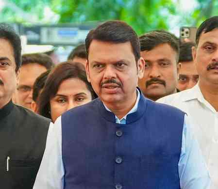 Don’t invest blindly in schemes promising attractive returns: Maha CM to citizens