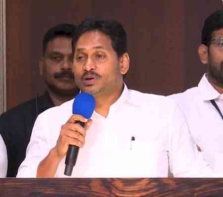 'Make use of social media': Former Andhra CM Jagan Mohan Reddy to YSRCP youth workers 