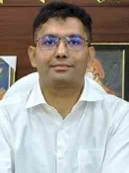 नगर निगम ने इकरारनामे के तहत बेसहारा पशुओ का पकड़वाकर अखिल भारतीय गौशाला, पहरावर में छोड़ने के निर्देश दिएः निगमायुक्त डॉ आनंद कुमार शर्मा