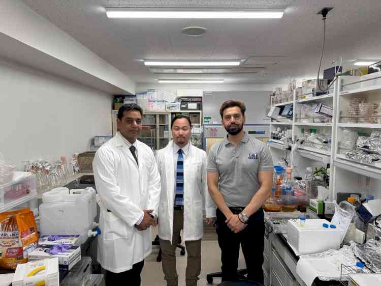 CT Group in Collaboration with Teikyo University – Advancing Mycological Research through Silkworm Studies