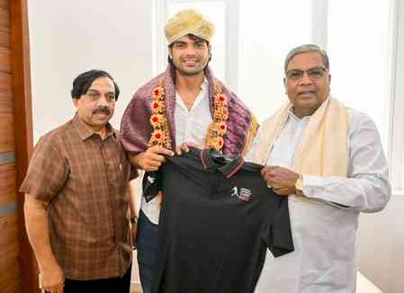 Olympic medalist Neeraj Chopra meets Karnataka CM ahead of Kanteerava Stadium competition