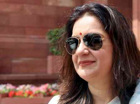 'Historic moment for Mumbai': Priyanka Chaturvedi hints at political unity between Thackeray brothers