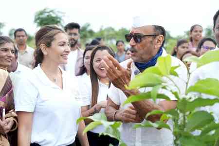 Jackie Shroff joins the plantation drive at the Lonikand Biodiversity Park
