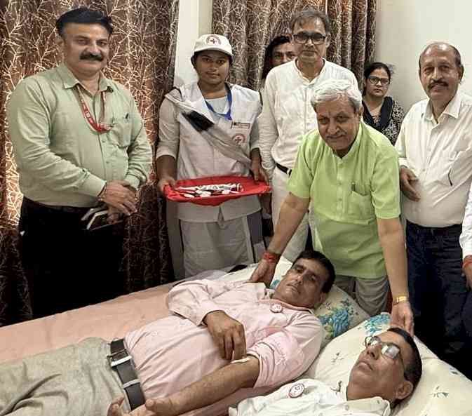 चीनी मिल में स्वास्थ्य जांच व रक्तदान शिविर आयोजित