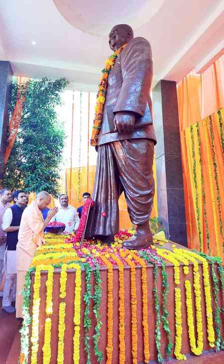 Dr Syama Prasad Mookerjee dedicated his life to the unity and integrity of India: CM Yogi