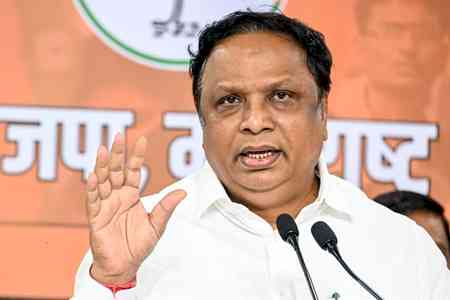 Uddhav cribbed about losing power, Raj's statement absurd: Maha minister's swipe at joint rally 