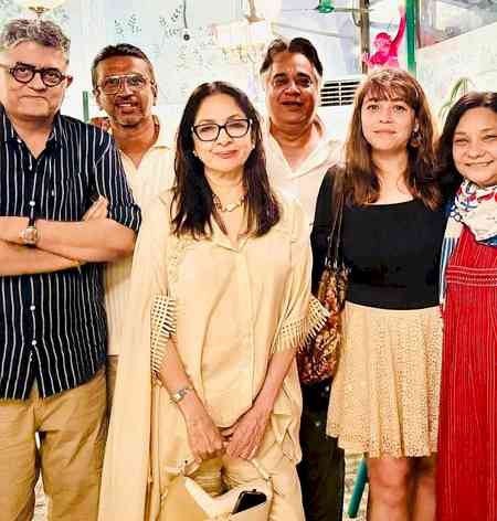 Gajraj Rao enjoys a gala as he reunites with the 'Shubh Mangal Zyada Saavdhan' team