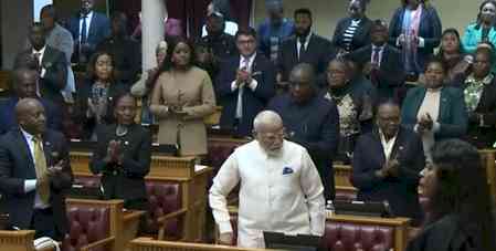 Standing ovation, chants of 'Modi, Modi' as PM addresses Namibian Parliament  