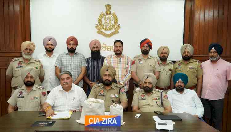 Police recover 3.5 kg heroin, Rs 2 lakh drug money
