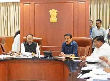 Maha: Revenue Minister orders probe after name of cultivators listed on 7/12 disappear
