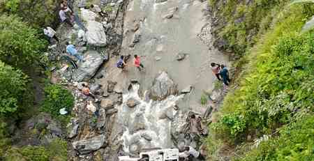 Eight dead, three injured as vehicle falls into gorge in Uttarakhand’s Pithoragarh; PM Modi expresses grief