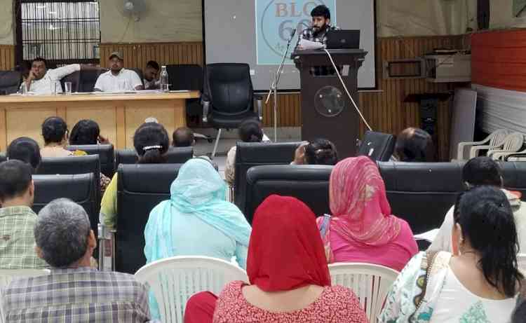 उपायुक्त के मार्गदर्शन में बीएलओ का प्रशिक्षण जारी