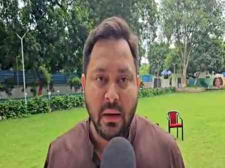 Tejashwi criticises Nitish-led Bihar govt over incidents of crime, Special Intensive Revision