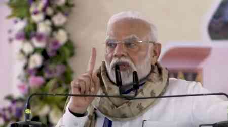 PM Modi announces Rs 15,000 incentive for first-time private sector employees at Motihari rally