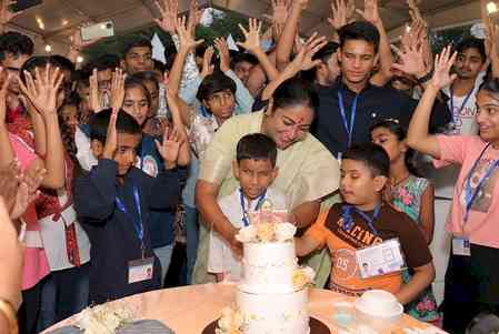 Delhi CM Rekha Gupta celebrates her birthday with Divyang children