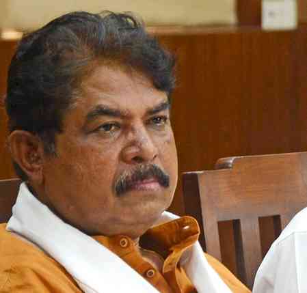 Karnataka BJP demands CBI probe in stampede case