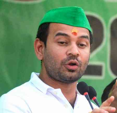 Bihar: Tej Pratap launches new social media page amid speculation of forming new party