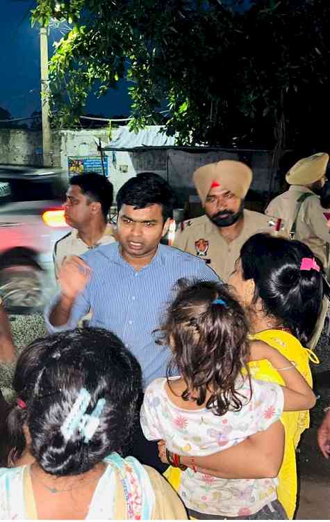 DC leads operation to eliminate child begging under Project Jeevanjot-2