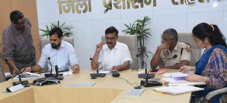 उपायुक्त ने सडक़ दुर्घटना में घायल को तुरंत नजदीकी अस्पताल पहुंचाने के निर्देश दिए