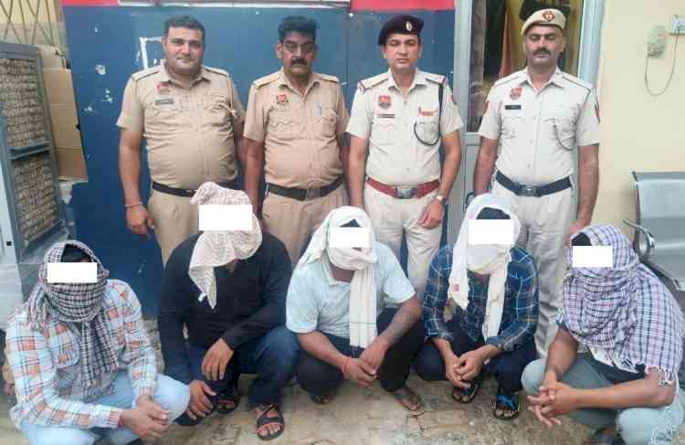 टोल प्लाजा कर्मी के साथ मारपीट के मामले में पांच आरोपी गिरफ्तार