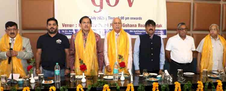रोटरी डिस्ट्रिक्ट गवर्नर ने जनहित, पर्यावरण एवं स्वास्थ्य संबंधी प्रोजेक्ट करने के लिए प्रेरित किया