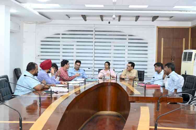 Mayor Inderjit Kaur, MLA Bagga and MC Commissioner Dachalwal issue strict warning to contractor firm; ensure proper working of STPs or face penalty