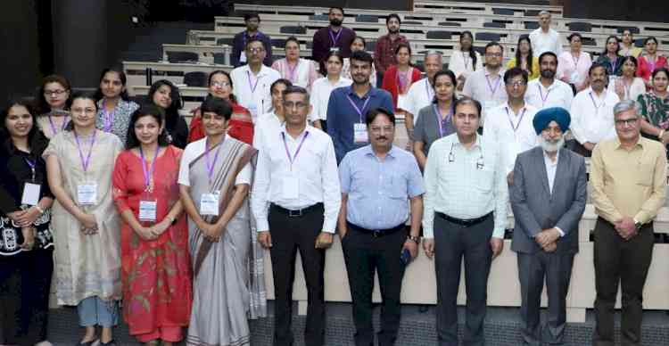 एचएसबी में नवाचार और उद्यमिता पर फैकल्टी डेवलपमेंट प्रोग्राम शुरू