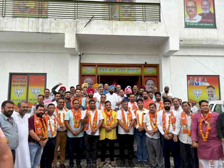 पंजाब में भाजपा की नीतियों को घर घर पहुंचाने हेतु मंडल प्रधानों की हुई नियुक्तियां --केवल सिंह ढिल्लो