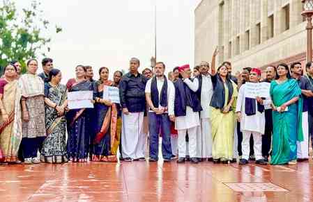 Parliament disrupted again as Oppn continues to protest over Bihar SIR; NDA calls it hypocrisy