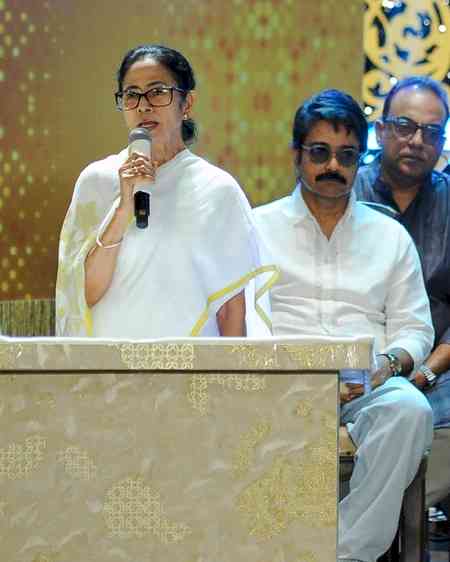 Mamata explains why another ‘Bhasha Andolon’ is necessary to prevent attack on Bengali language