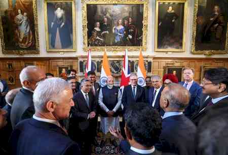 PM Modi and Starmer encourage business leaders to realise 'full potential' of opportunities