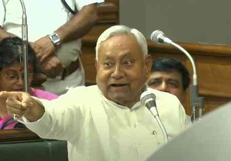 Ruckus continues on last day of Bihar Assembly Monsoon Session; CM mocks Oppn black attire protest