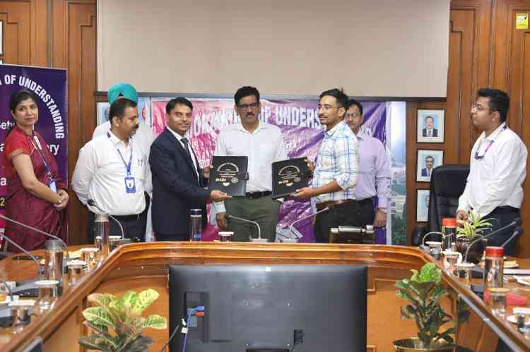 MoU signed between Rail Coach Factory, Kapurthala and SBI to enhance salary benefits of employees