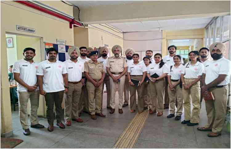 Centre For Police Administration: Commemoration Of Kargil Vijay Diwas And Visit To Economic Offence Wing, Chandigarh Police 