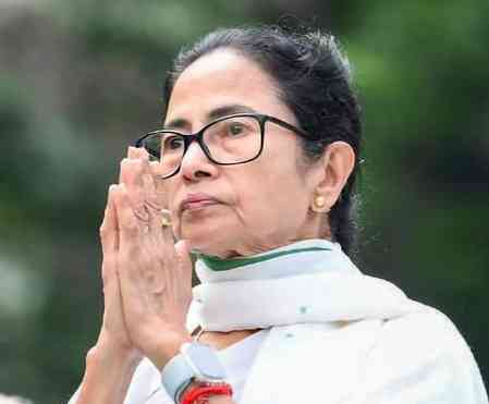 Mamata Banerjee to meet Durga puja organisers on July 31, likely to increase grant