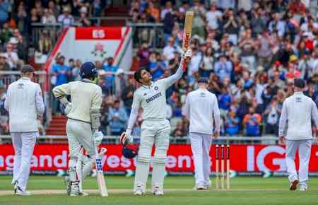 Gill equals Bradman record with fourth ton as Test captain