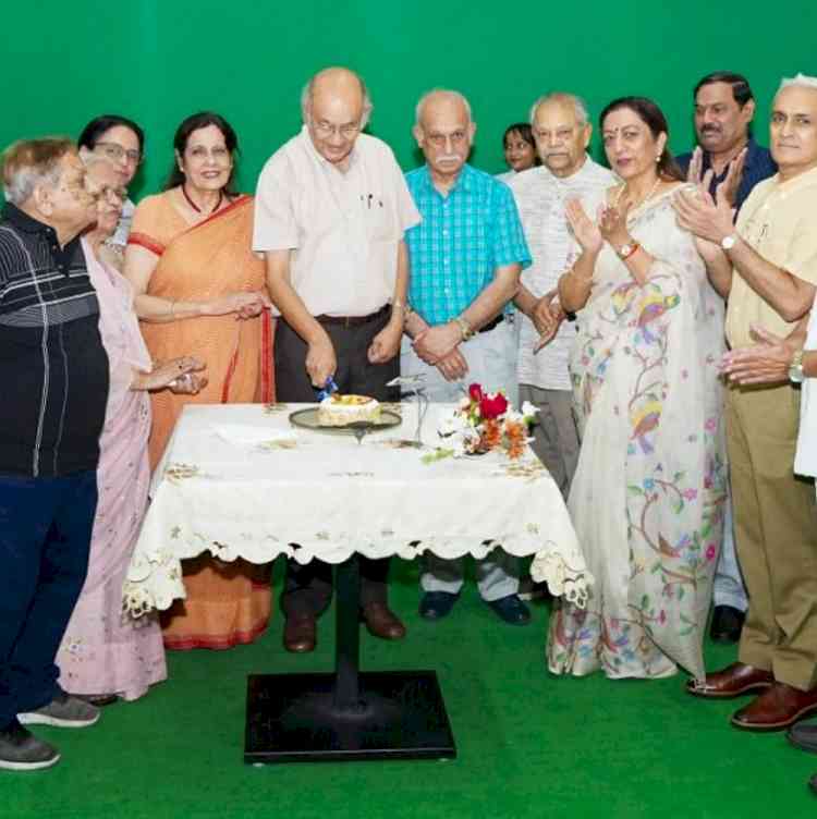 KMV celebrates landmark achievements with Management Committee