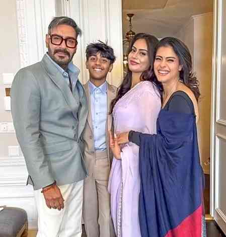 Kajol gets emotional as daughter Nysa Devgan graduates, calls it a ‘special occasion