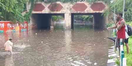 Heavy rainfall in Delhi brings widespread waterlogging, traffic chaos