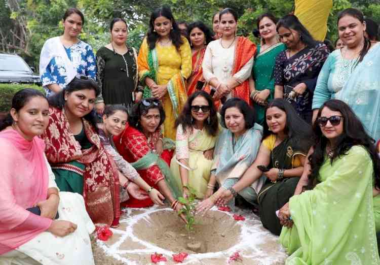 हमारी पारंपरिक एवं सांस्कृतिक धरोहर हैं त्यौहारः डॉ. वंदना बिश्नोई