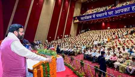 Haryana CM hands over 'interim' house, plot ownership certificates to beneficiaries