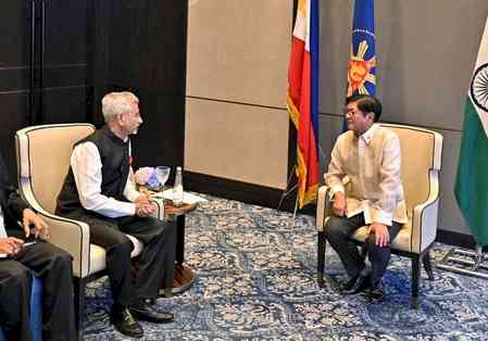 EAM Jaishankar calls on Philippines President in New Delhi