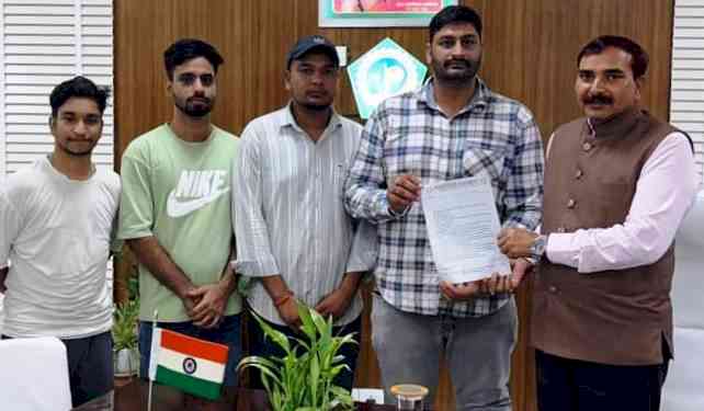 छात्रों की मांग पर जीजेयू ने लिया फीस में कमी का निर्णय