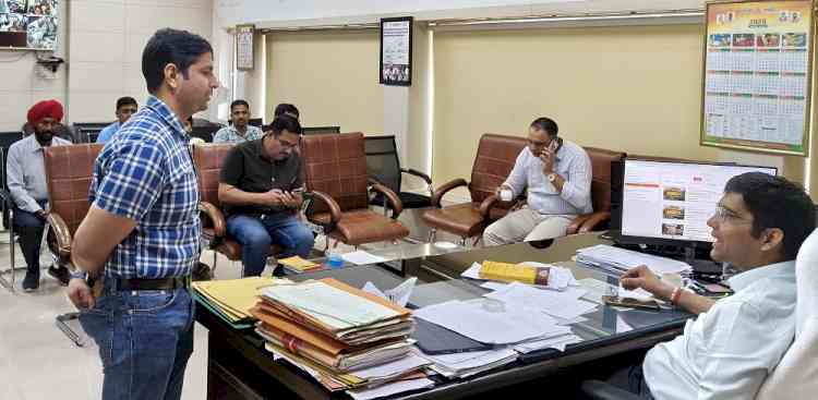नगर निगम ने 70 विज्ञापन साइटों के लिए निविदा मांगी
